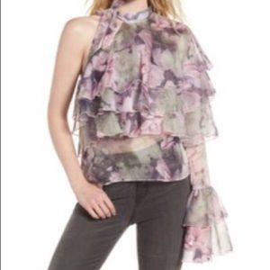 BRAND NEW STYLE KEEPERS FLORAL TOP